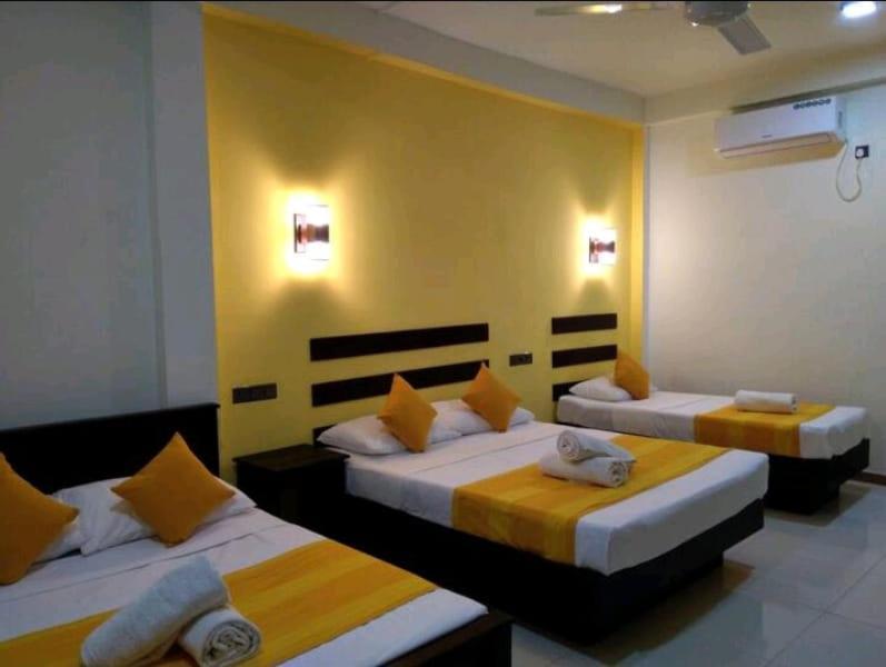 Amron Resort Сигирия Екстериор снимка