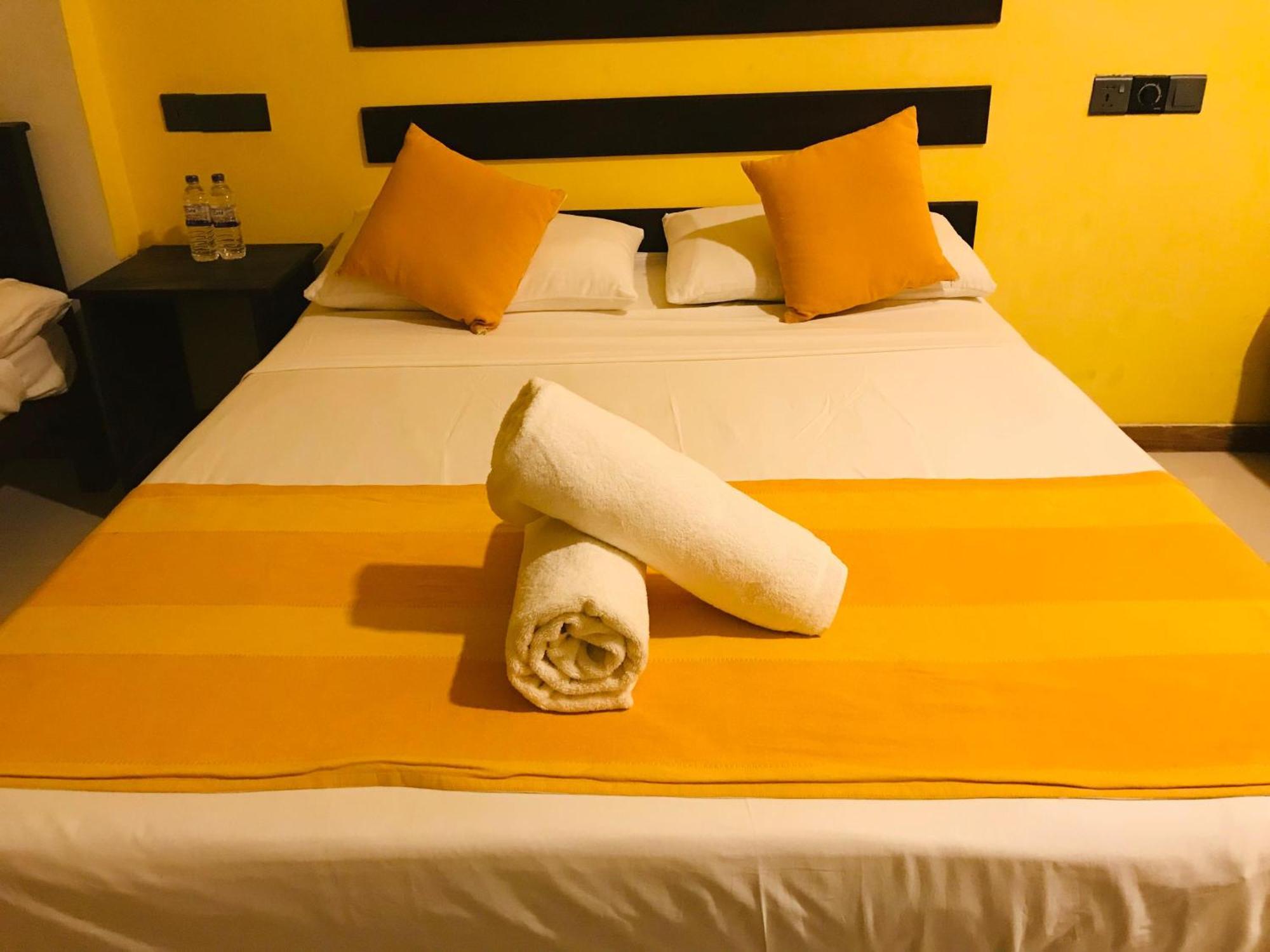 Amron Resort Сигирия Екстериор снимка